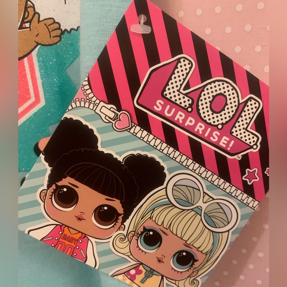 Girls size 4 two piece shirt set. LOL SURPRISE brand. Says TOTAL Q.T. On front - Picture 6 of 17